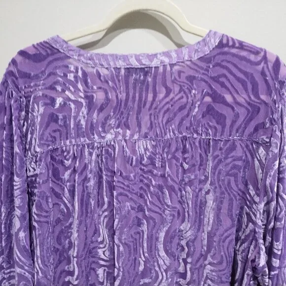 Torrid Velvet Burnout Pullover Long Sleeve Blouse - Picture 6 of 12